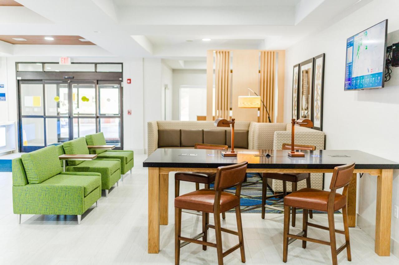 Holiday Inn Express Hotel & Suites Greenville, An Ihg Hotel Extérieur photo