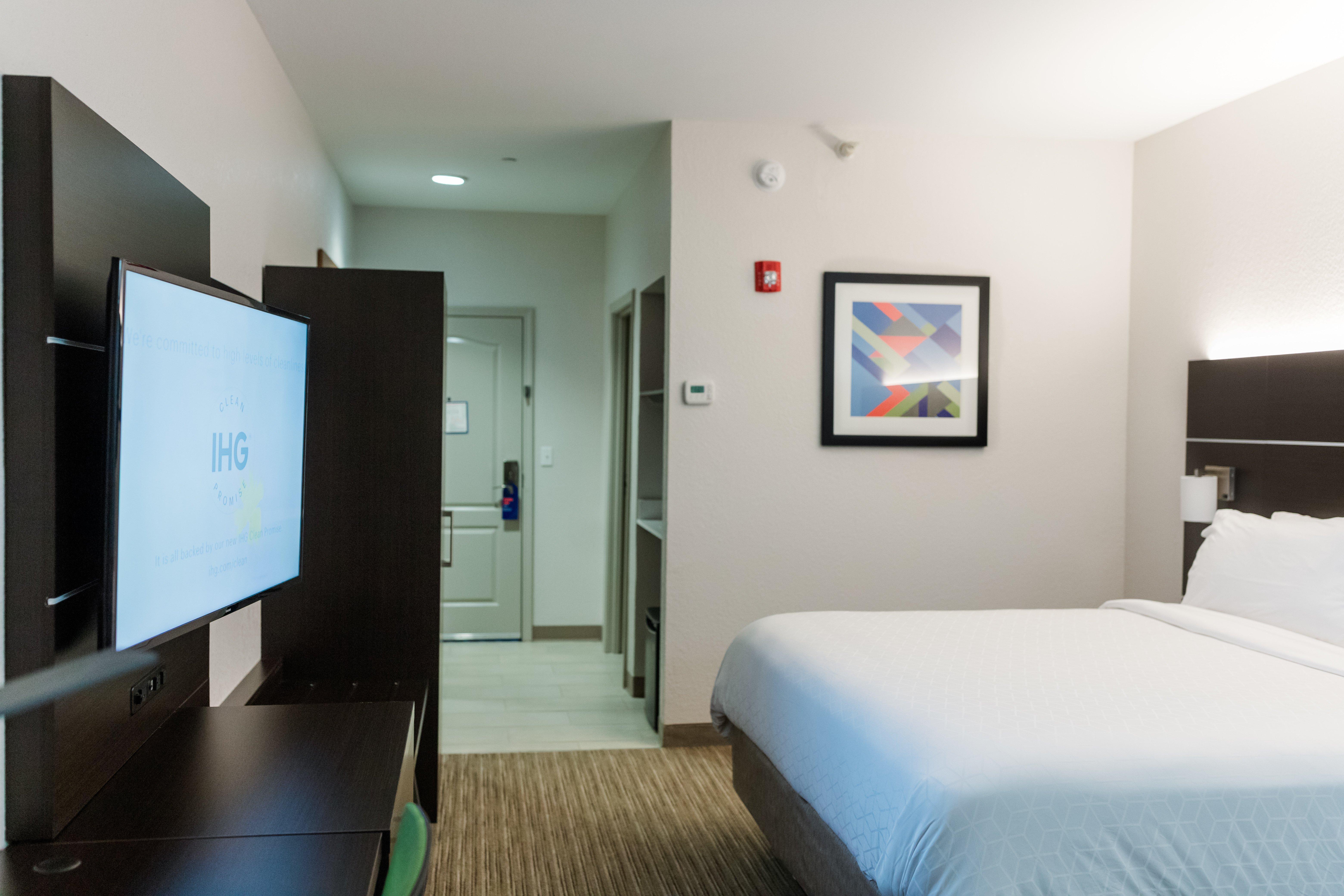 Holiday Inn Express Hotel & Suites Greenville, An Ihg Hotel Extérieur photo